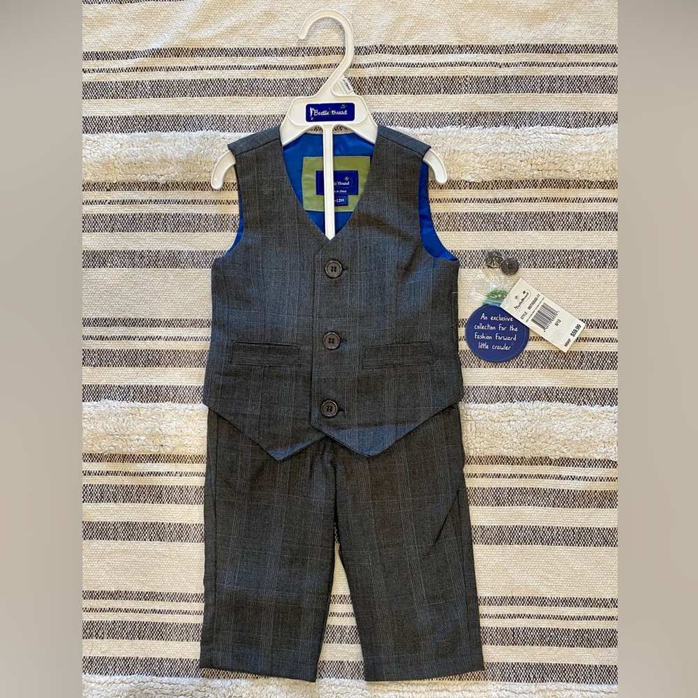 Size 6-12 months grey plaid vest and pant suit set. NWT! Adorable!